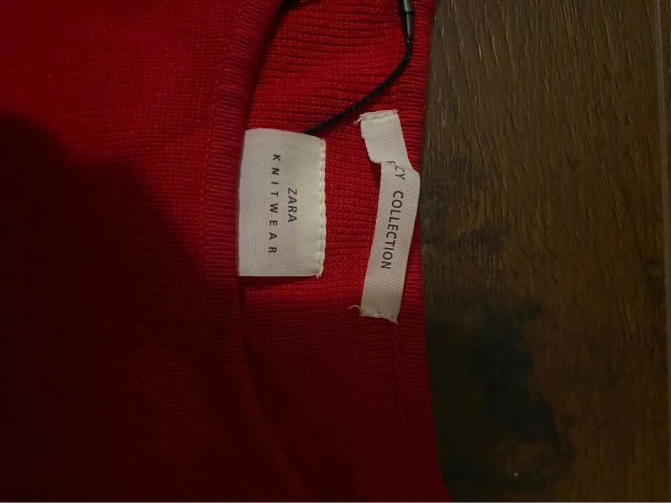 Red Zara Sweater - M - photo 3