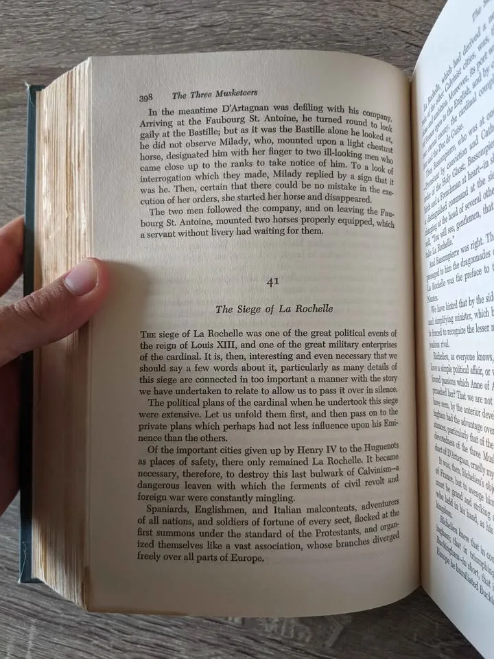 The Three Musketeers by Alexandre Dumas (Hardcover) image indicator(4)