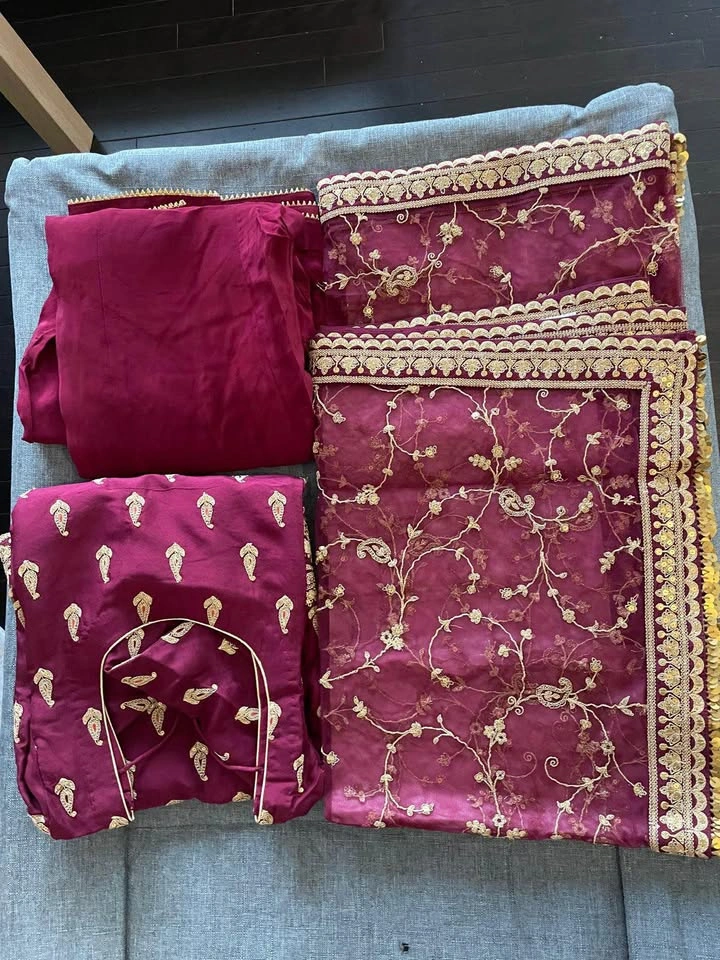 Maroon Gold Embroidered 3-Piece Indian Suit Set - photo 2