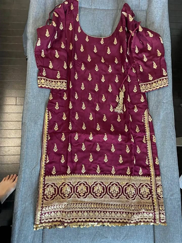 Maroon Gold Embroidered 3-Piece Indian Suit Set - photo 5