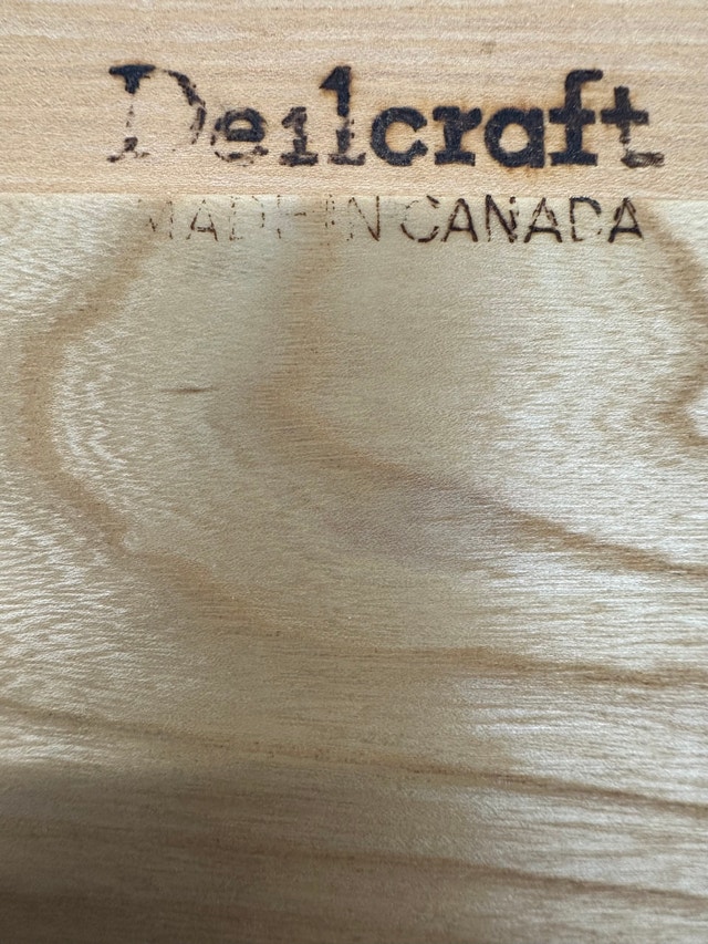 Vintage Dellcraft Side Table ( Dovetail Joints ) - photo 5