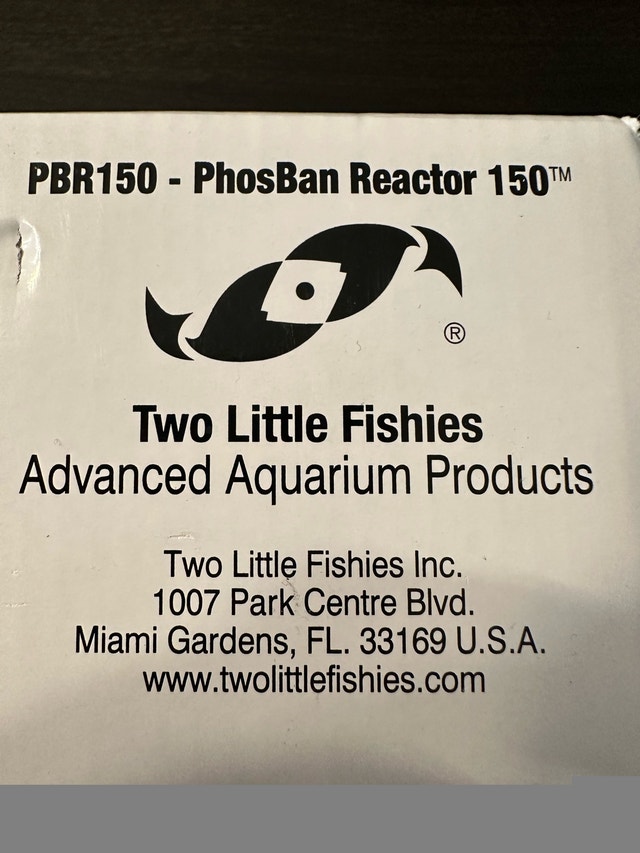 Two Little Fishies PhosBan Reactor 150 - photo 3