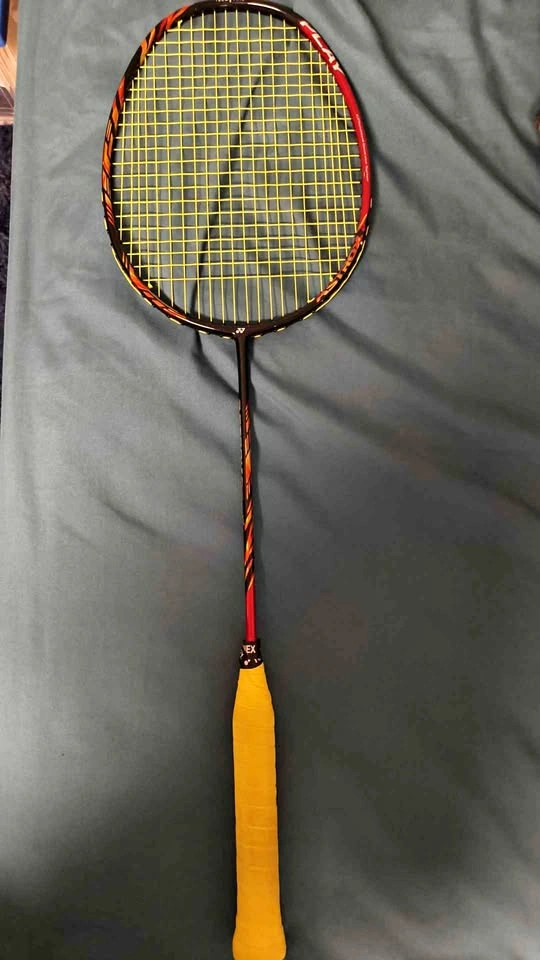 Yonex Astrox 99 Play Badminton Racket