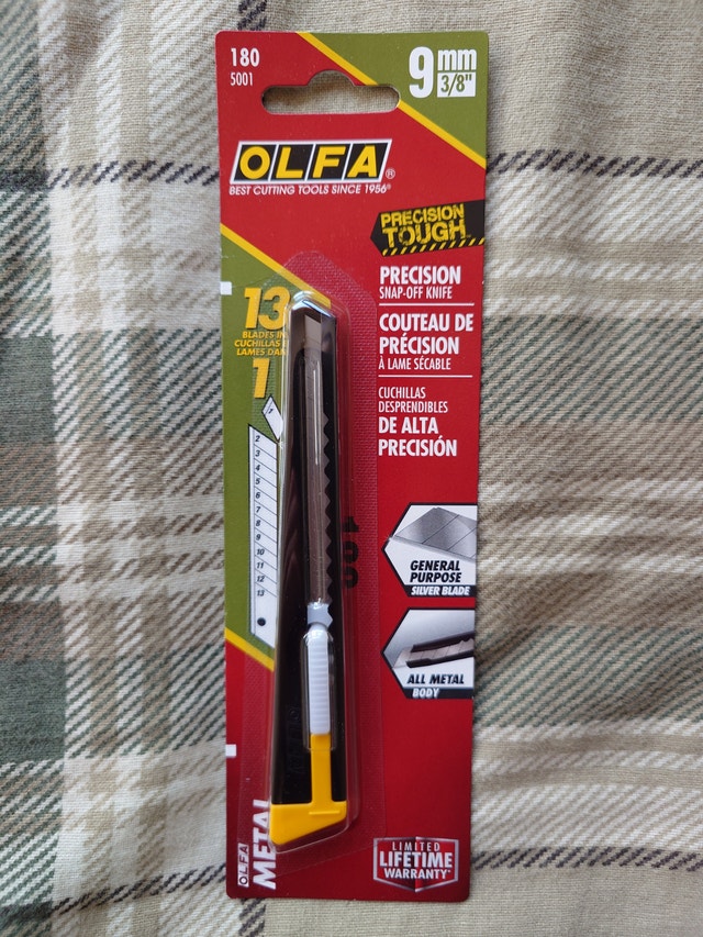 OLFA 9mm Metal Snap-off Knife