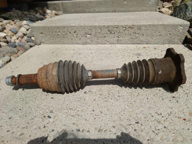 OEM GMT800 Front CV Axle (R/L)