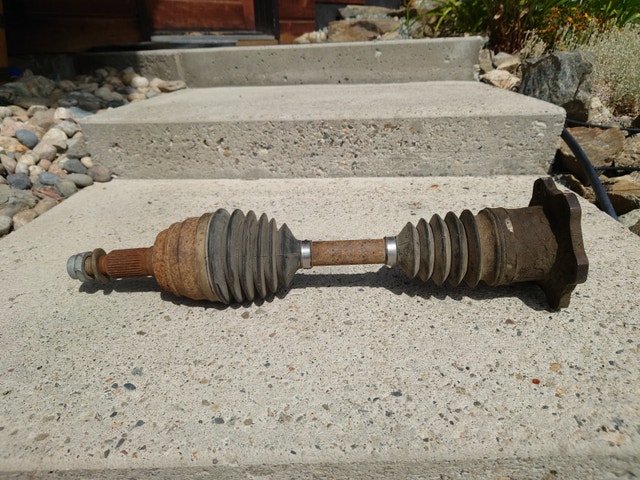 OEM GMT800 Front CV Axle (R/L) - photo 2