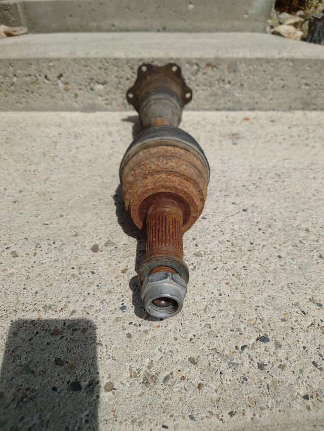 OEM GMT800 Front CV Axle (R/L) - photo 3