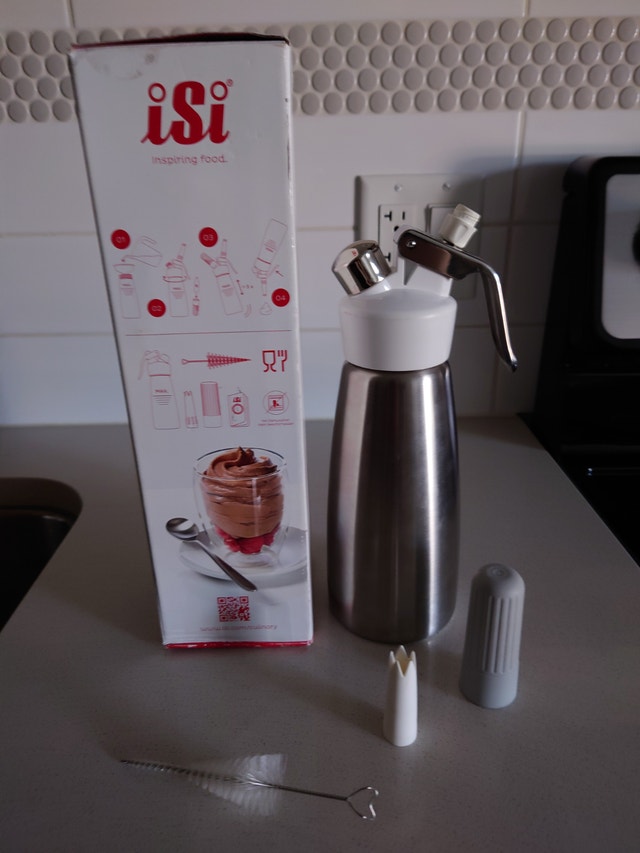 iSi Dessert Whip with NO2 Chargers - photo 2