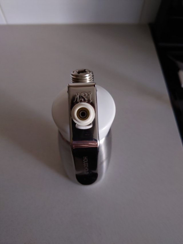 iSi Dessert Whip with NO2 Chargers - photo 4