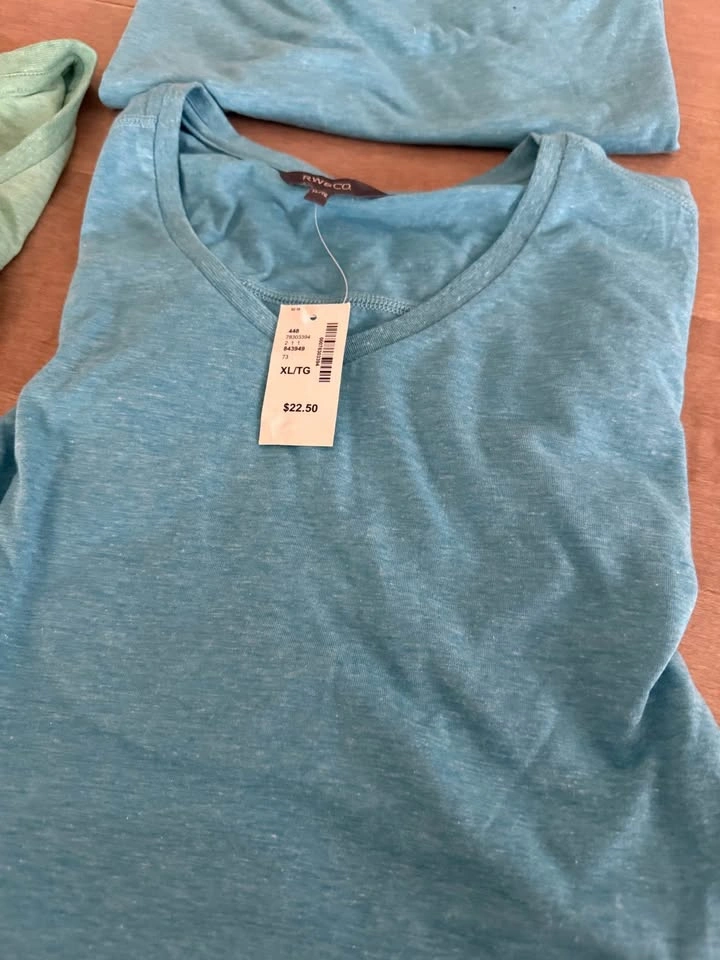 Men's T-Shirts V-Shape Extra Large New - photo 3