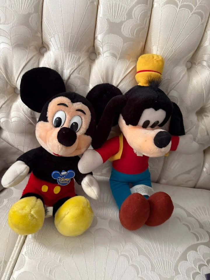 Disney Mickey Goofy Plush Stuffed Animals - photo 3