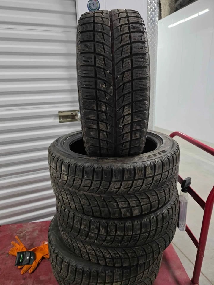 Bridgestone Blizzak 255/45/18 Snow Tires - photo 2