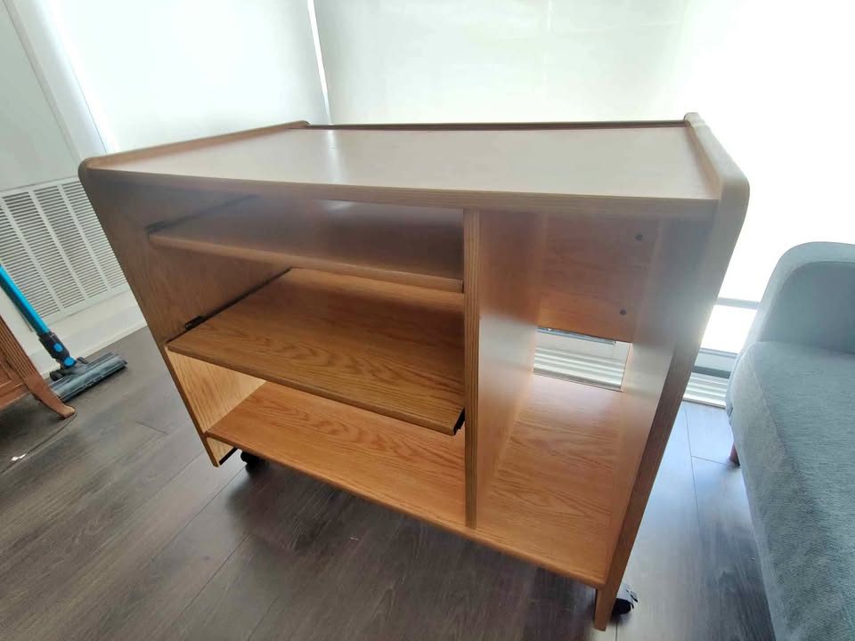 Computer Table with sliding platforms