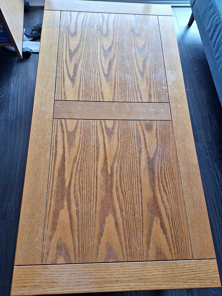 Hardwood Coffee Table with Drawers for storage