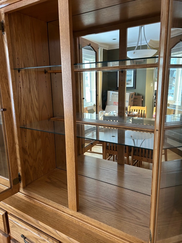Solid Oak China Cabinet / Hutch & Buffet - photo 2