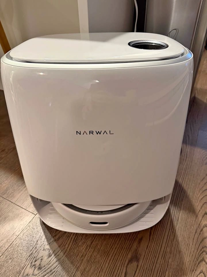Narwal Freo Robot Vacuum + Mop (Self-Cleaning)