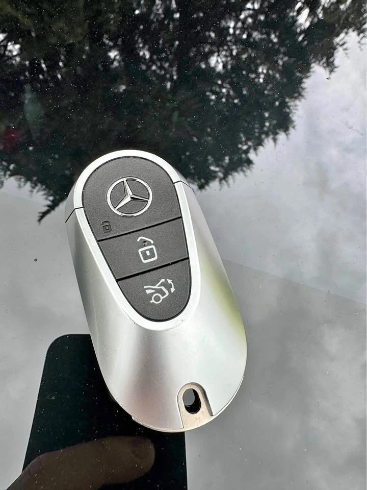 Mercedes OEM Key