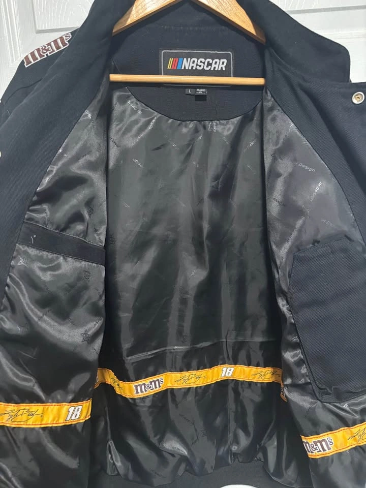 NASCAR Kyle Busch M&M's Jacket - Large - Fully Stitched - photo 3