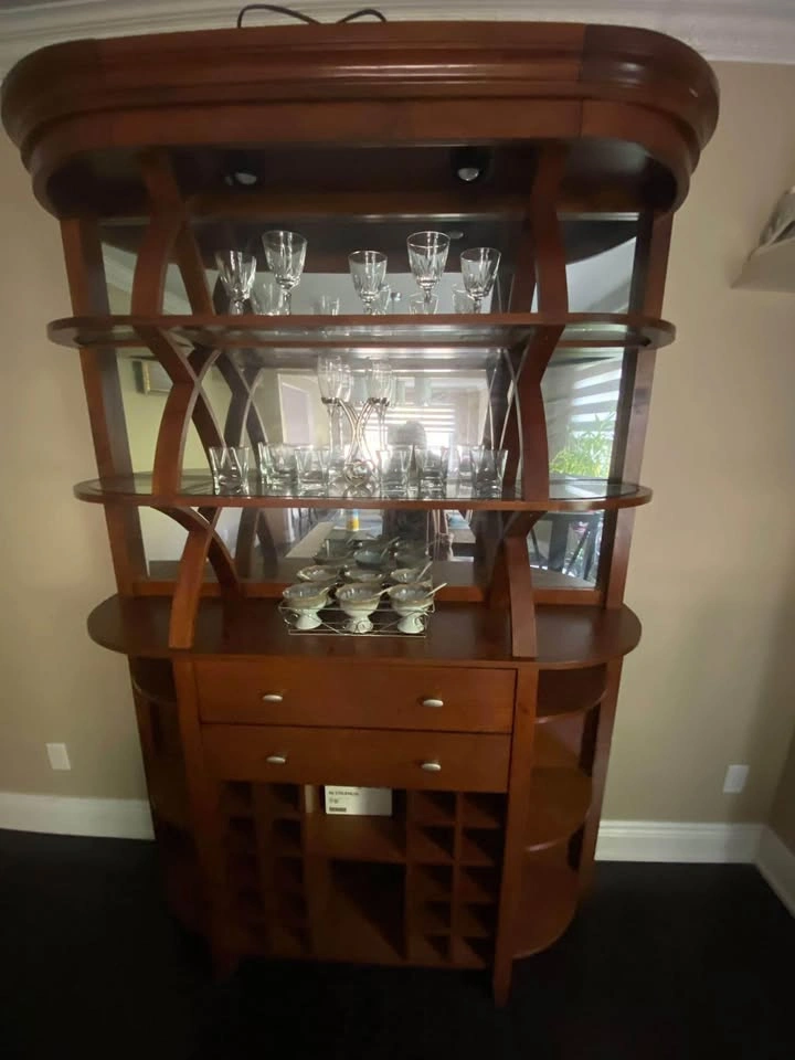 Wooden Wall Unit With Bar And Bar Stools - photo 2