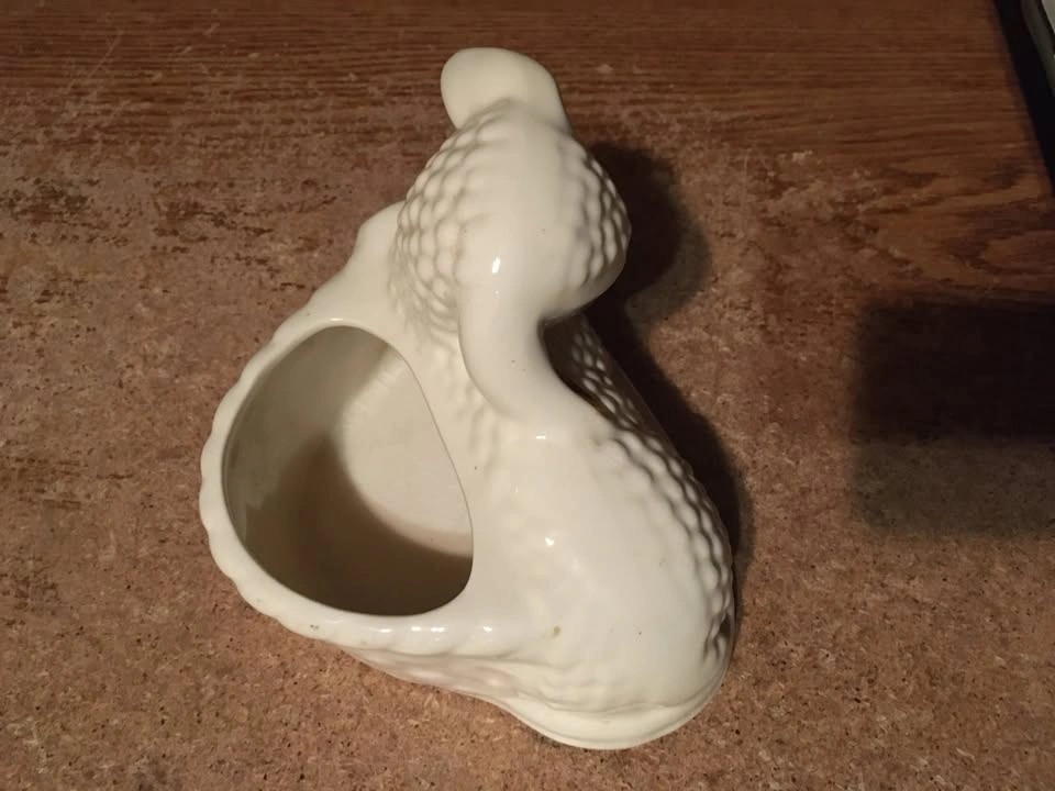 Vintage Ceramic Lamb Planter - Ivory w/ Gold - photo 4