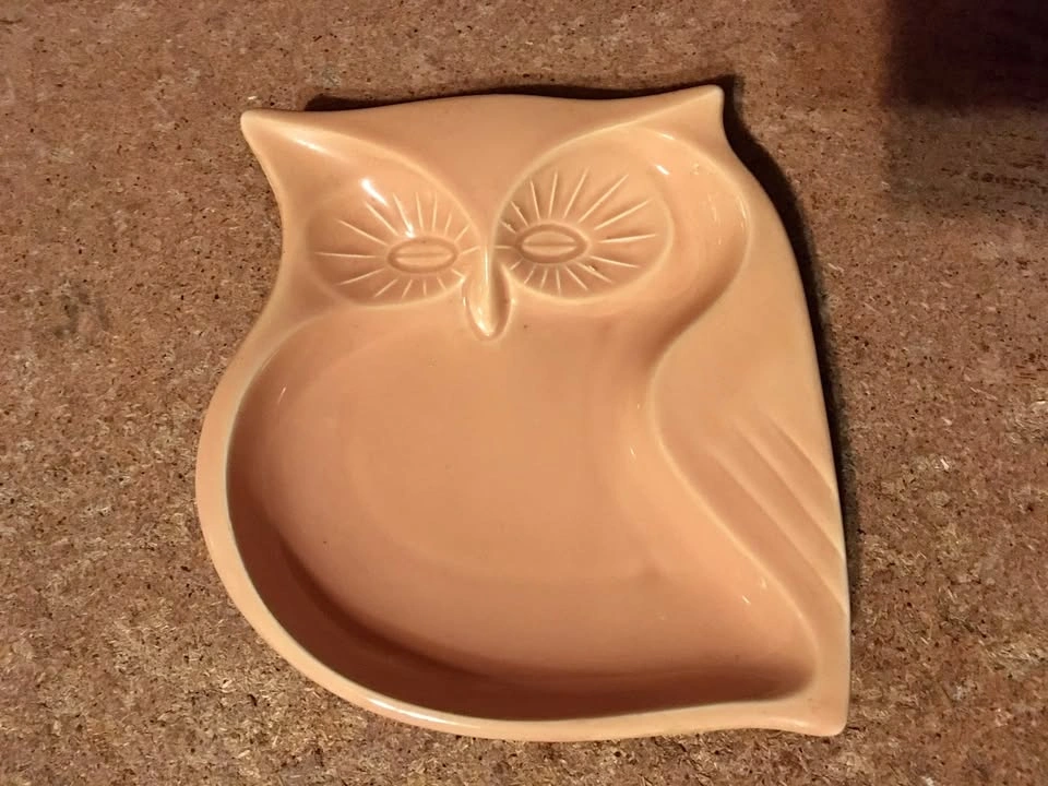 VINTAGE MCM OWL TAN ASHTRAY/DISH JAPAN 6" X 5.5”