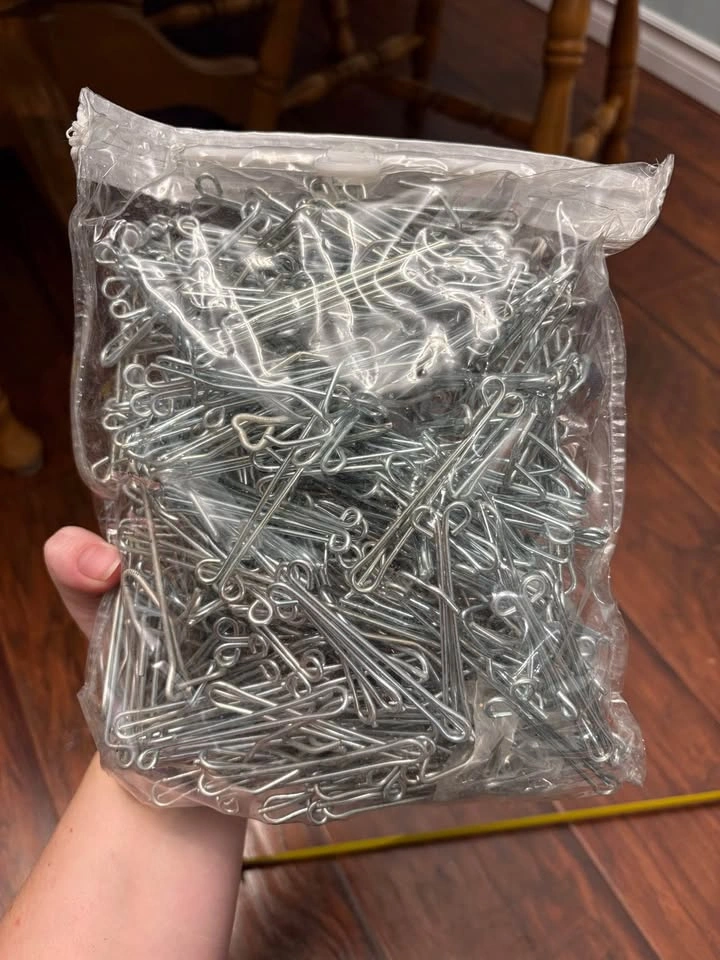 Drapery/ Curtian Pins Full Bag - photo 2