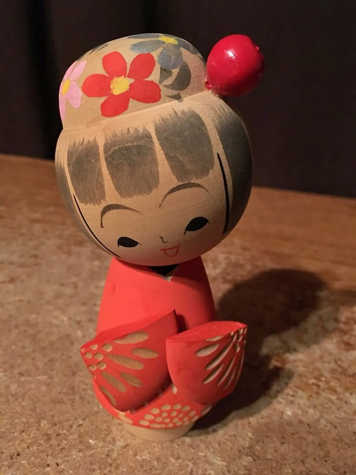 Vintage Otagiri Kokeshi Wooden Doll 5.25"