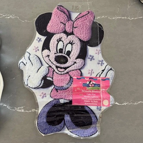 1998 Wilton Minnie Mouse Cake Pan w/ Insert & Instructions