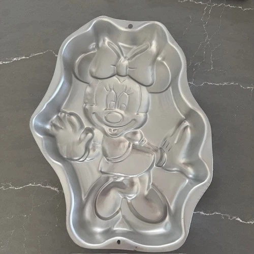 1998 Wilton Minnie Mouse Cake Pan w/ Insert & Instructions - photo 2
