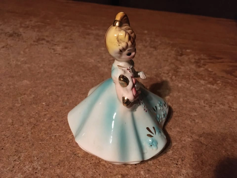 Josef Originals June Birthday Girl Figurine - photo 4