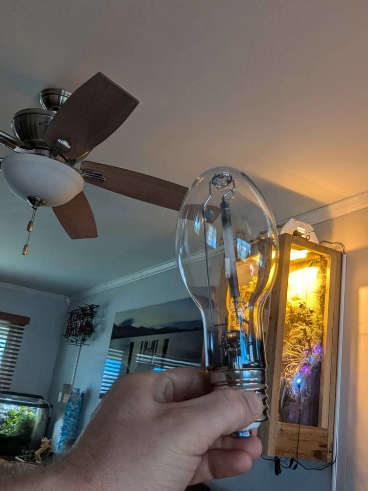 150 watt hps pendent and brand new extra bulb grow light - photo 5
