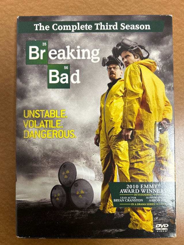Breaking Bad DVDs Seasons 1-4 - photo 4
