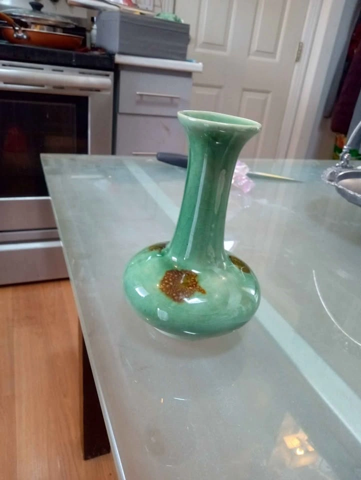 Green Chinese Vase - photo 2