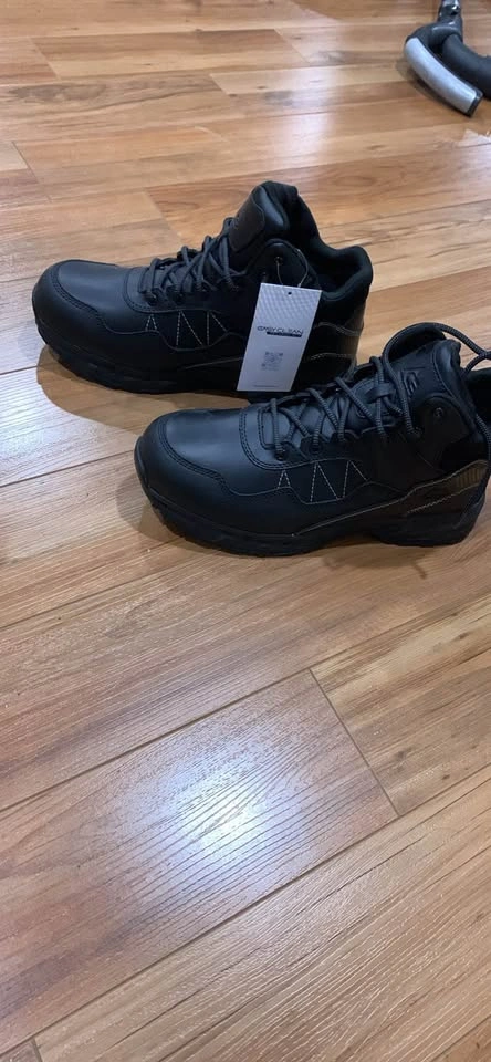 Brand new slip resistant work boots - photo 2