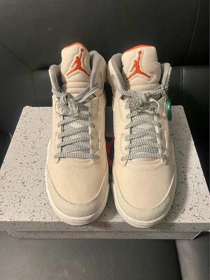 New Jordan 5 Craft Light Orewood Brown Men’s 9 Us