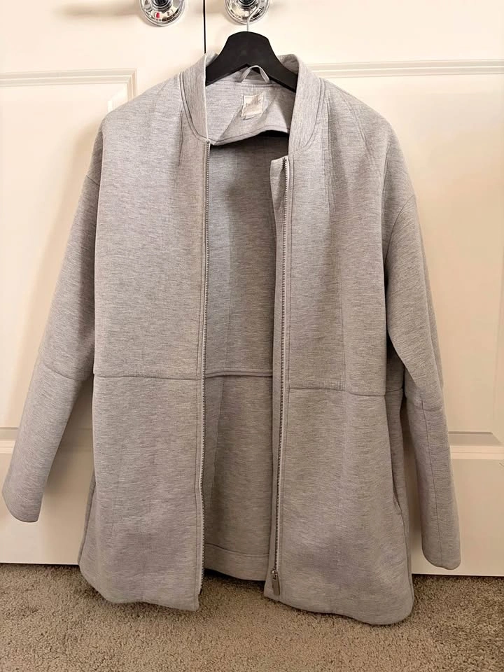 Simons Women's Medium Coat