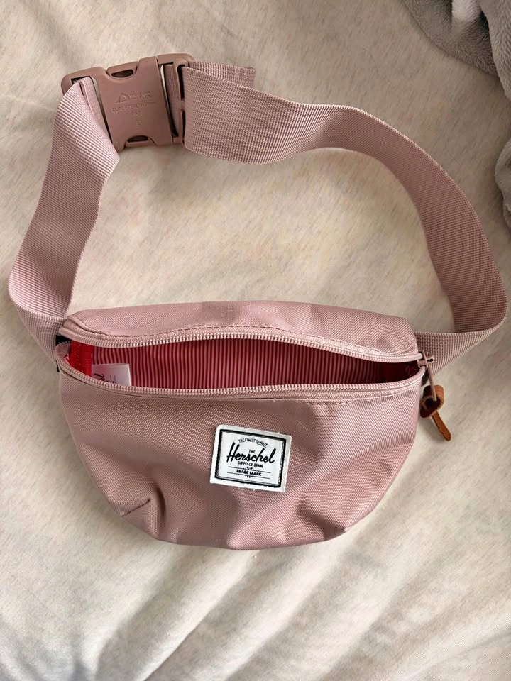 Hershel Rose Fanny Pack