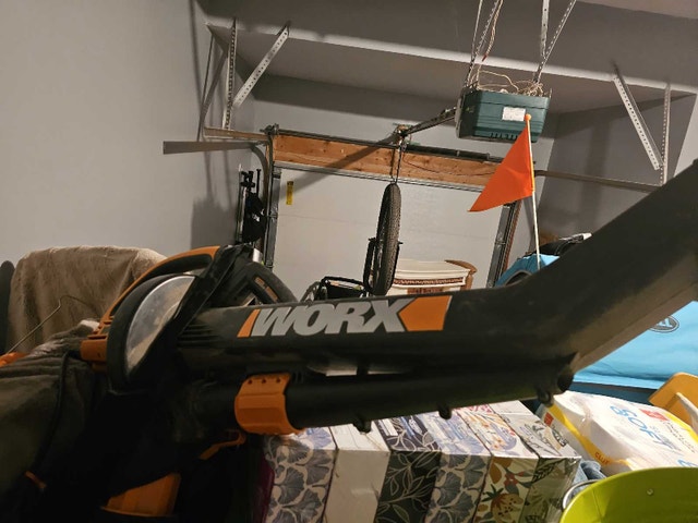 Worx Leaf Blower