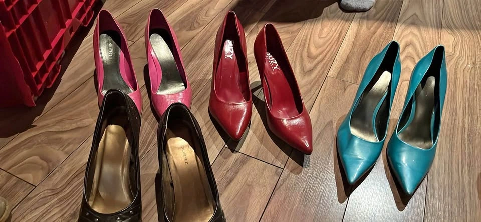 Ladies shoes