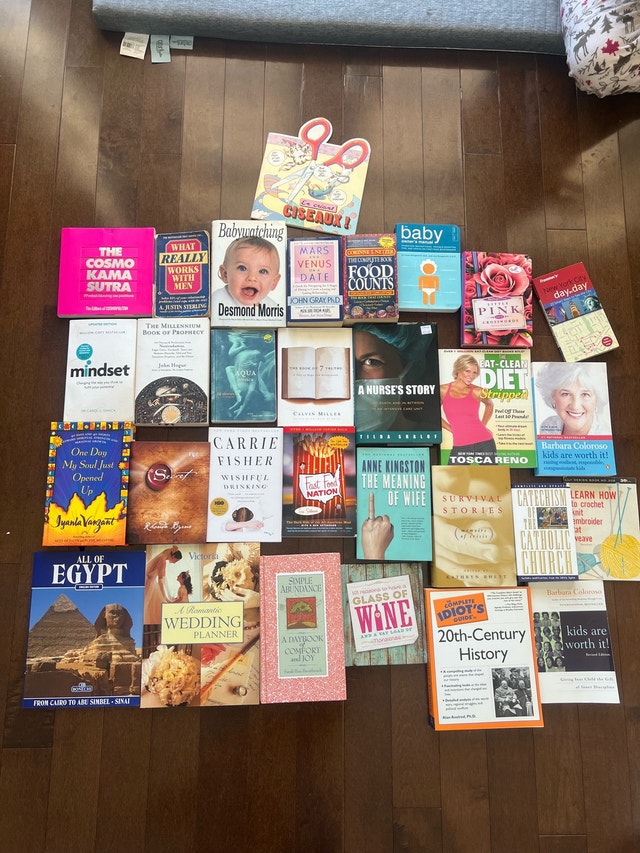 Mixed Fiction Books - photo 4