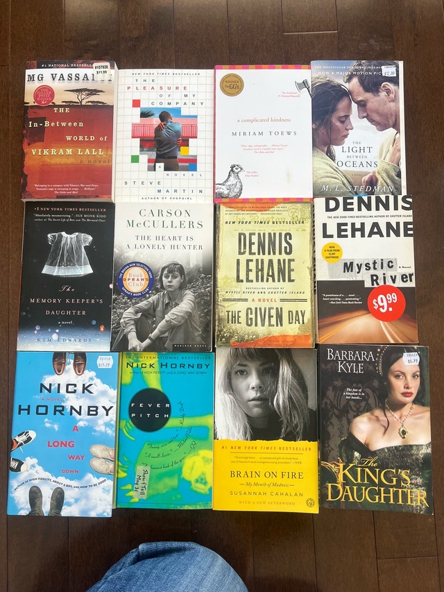 Assorted Books - photo 4