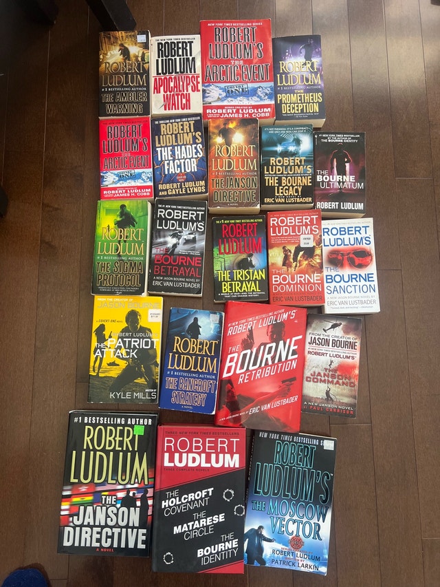 Robert Ludlum - 21 Books