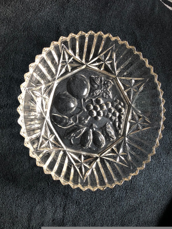 Scalloped Round Glass Bowl (Brampton) - photo 2