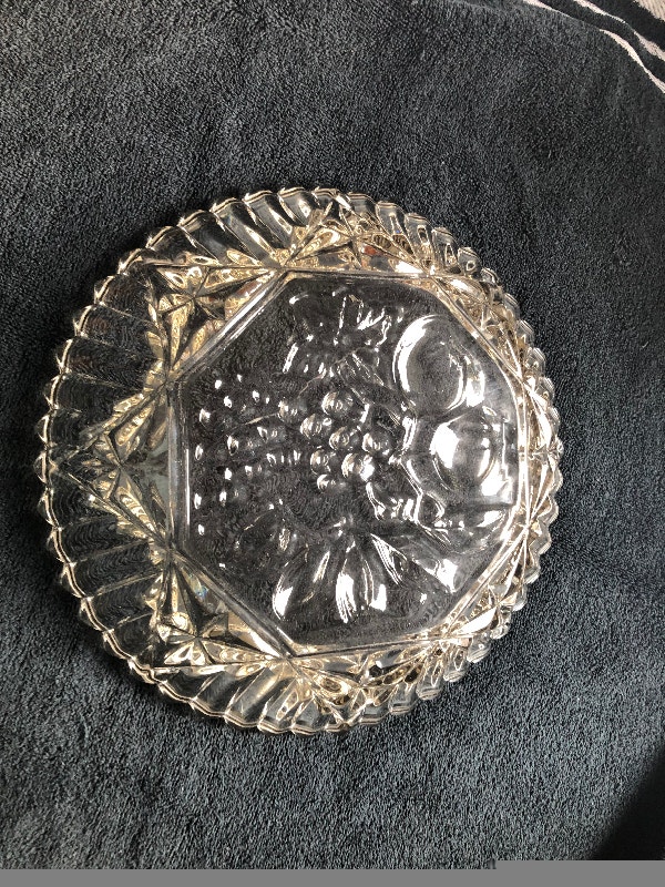 Scalloped Round Glass Bowl (Brampton) - photo 3