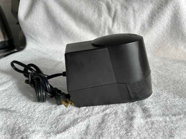 Boston Electric Pencil Sharpener, Model 21 (Brampton) - photo 3