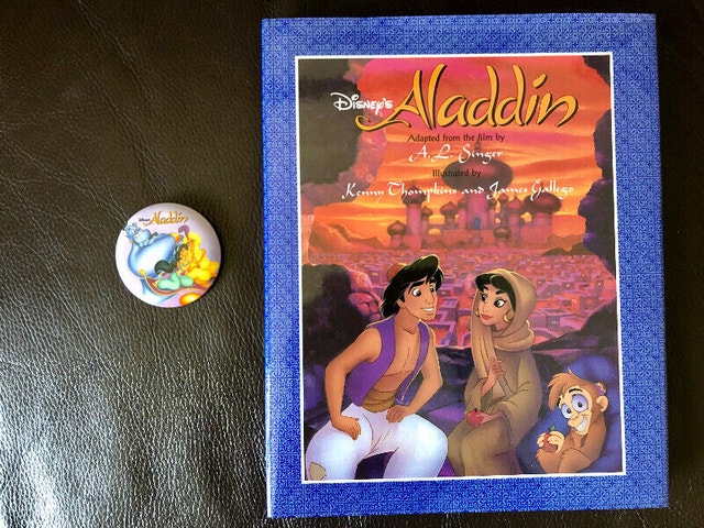 Vintage 1992 Disney’s Aladdin Book + Pin