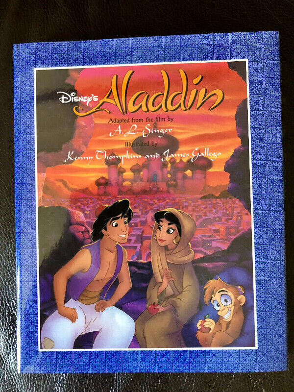Vintage 1992 Disney’s Aladdin Book + Pin - photo 4