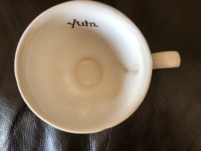 Bailey’s Ceramic Yum Winking Mug, never used - photo 5