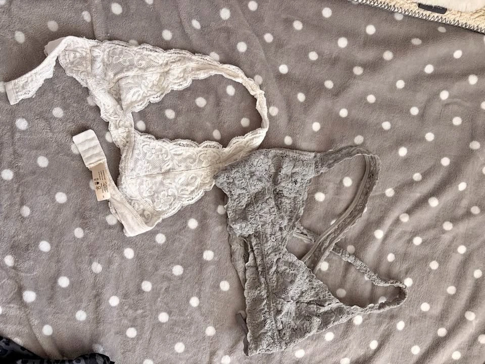 Bralettes (grey & white)