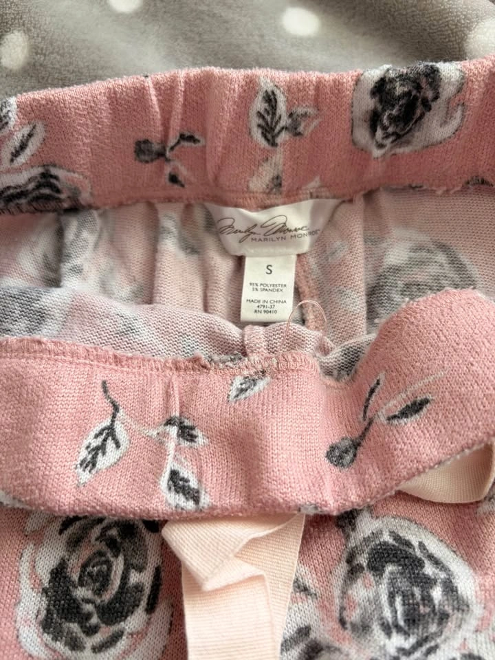 Marilyn Monroe Pink PJ Pants - Small - photo 3
